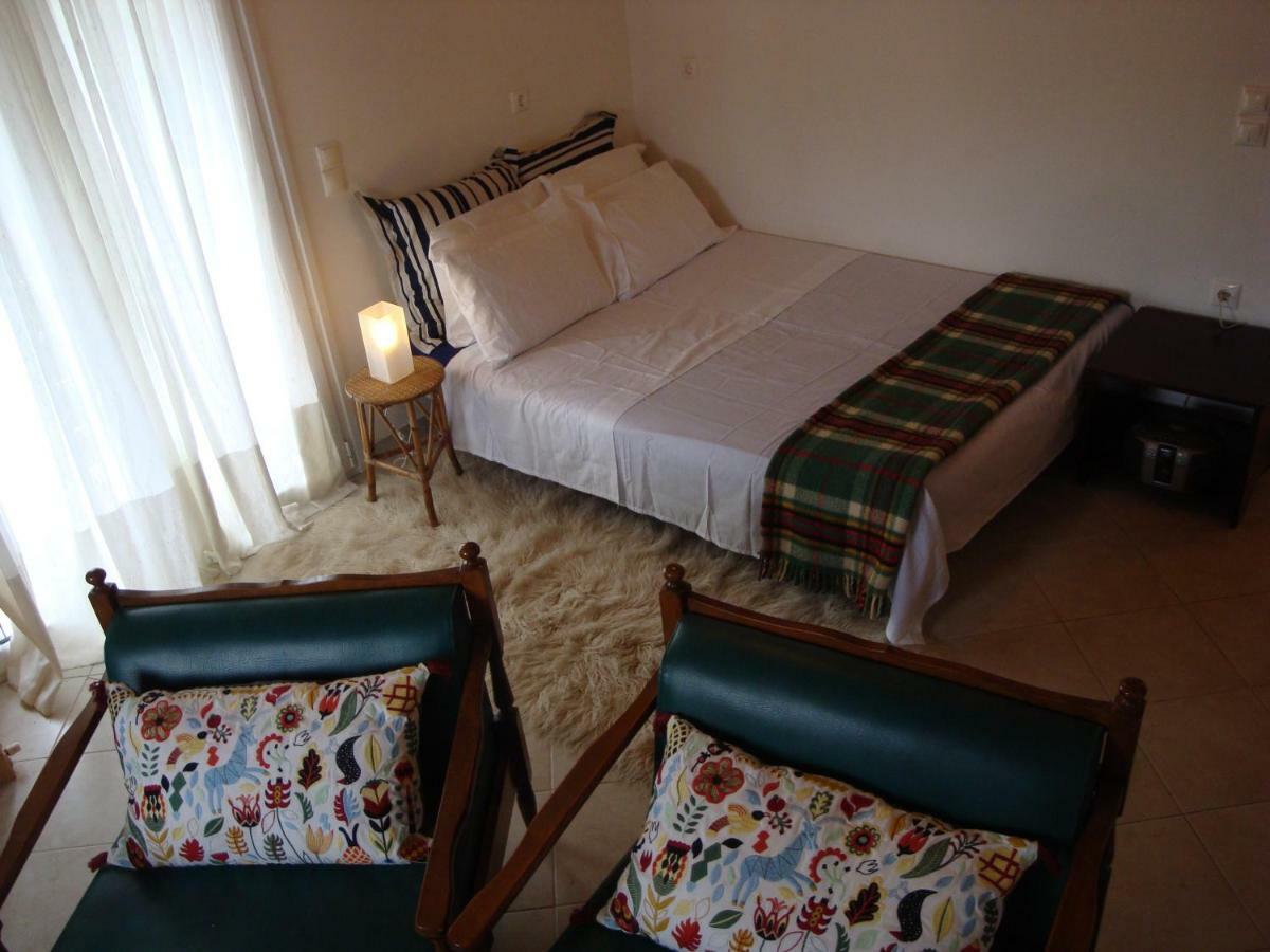 Three Bedroom Country House Magoula  Buitenkant foto